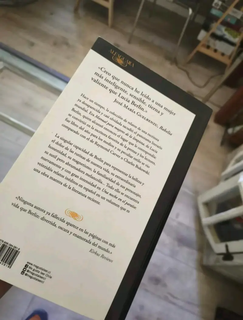 Libro 'Una noche en el paraíso' de Lucia Berlin - 2