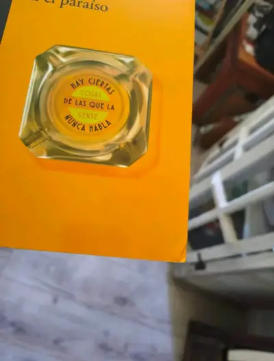 Libro 'Una noche en el paraíso' de Lucia Berlin - miniatura 3