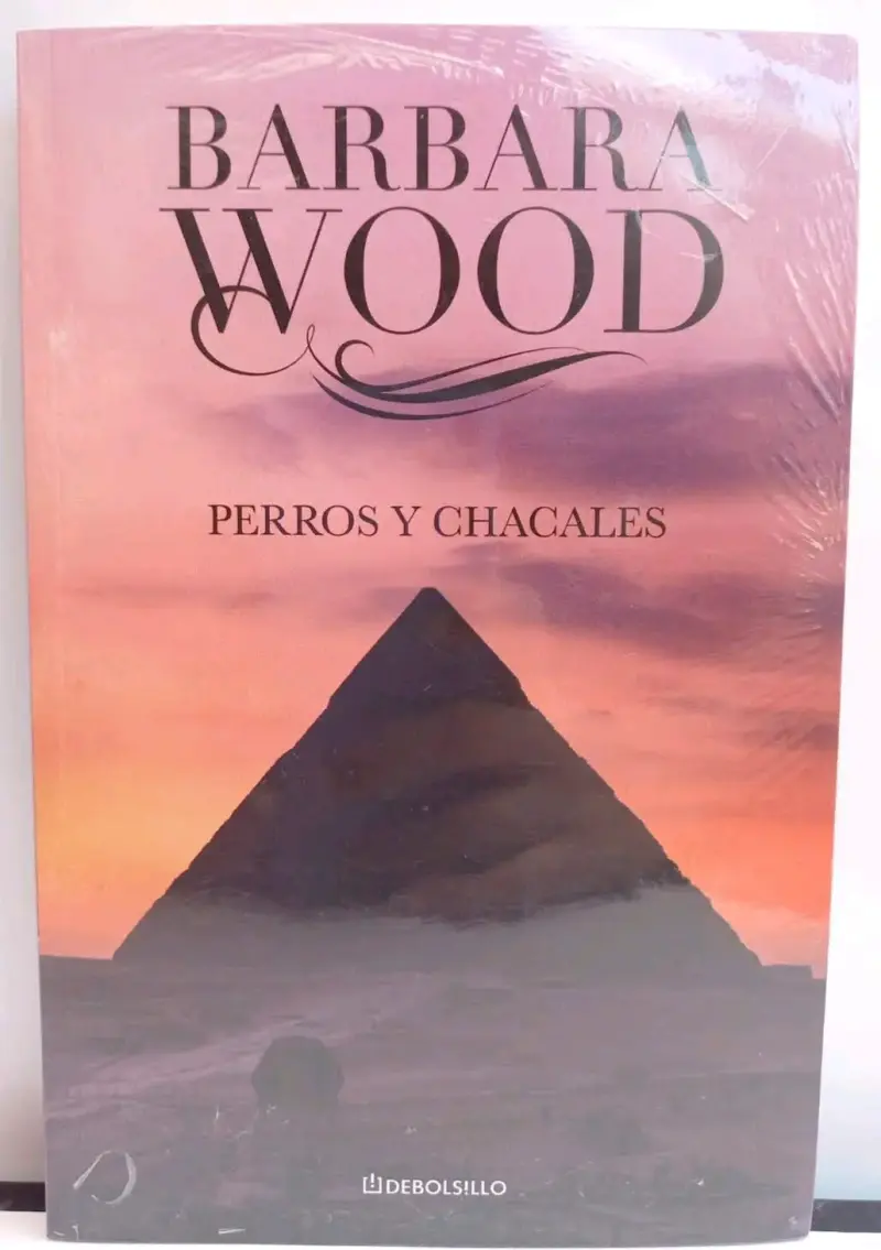 Libros Barbara Wood: Canción de Cuna y Perros y Chacales - 3