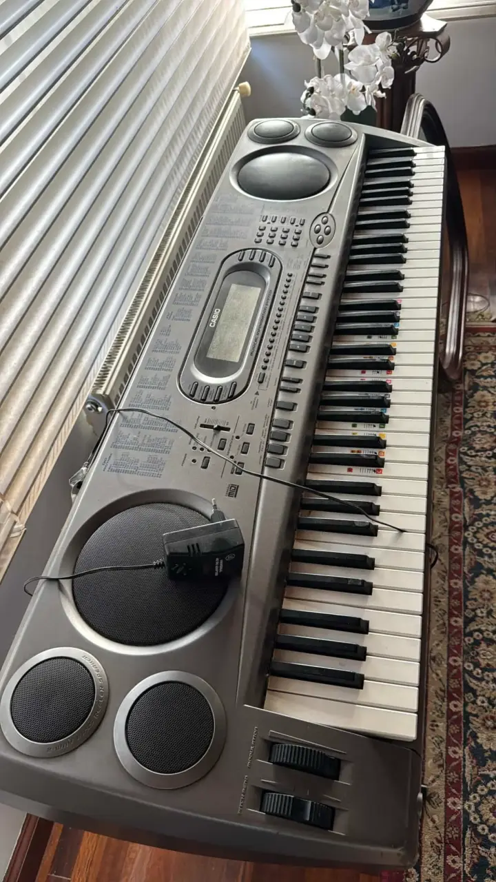 Teclado Casio WK-1800 - 1