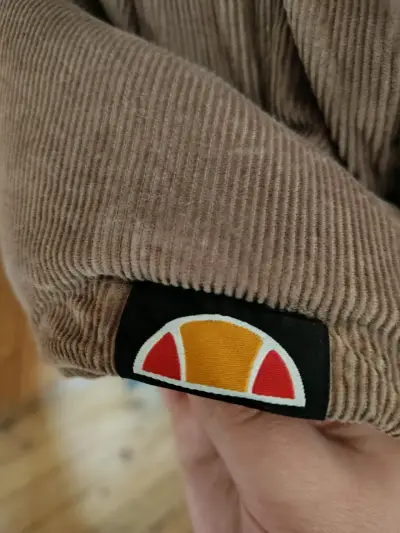 Chaqueta acolchada de pana marrón - miniatura 3
