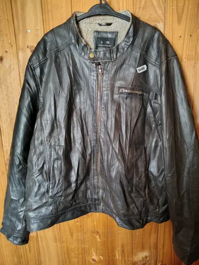Chaqueta de cuero negra con forro térmico - miniatura 1
