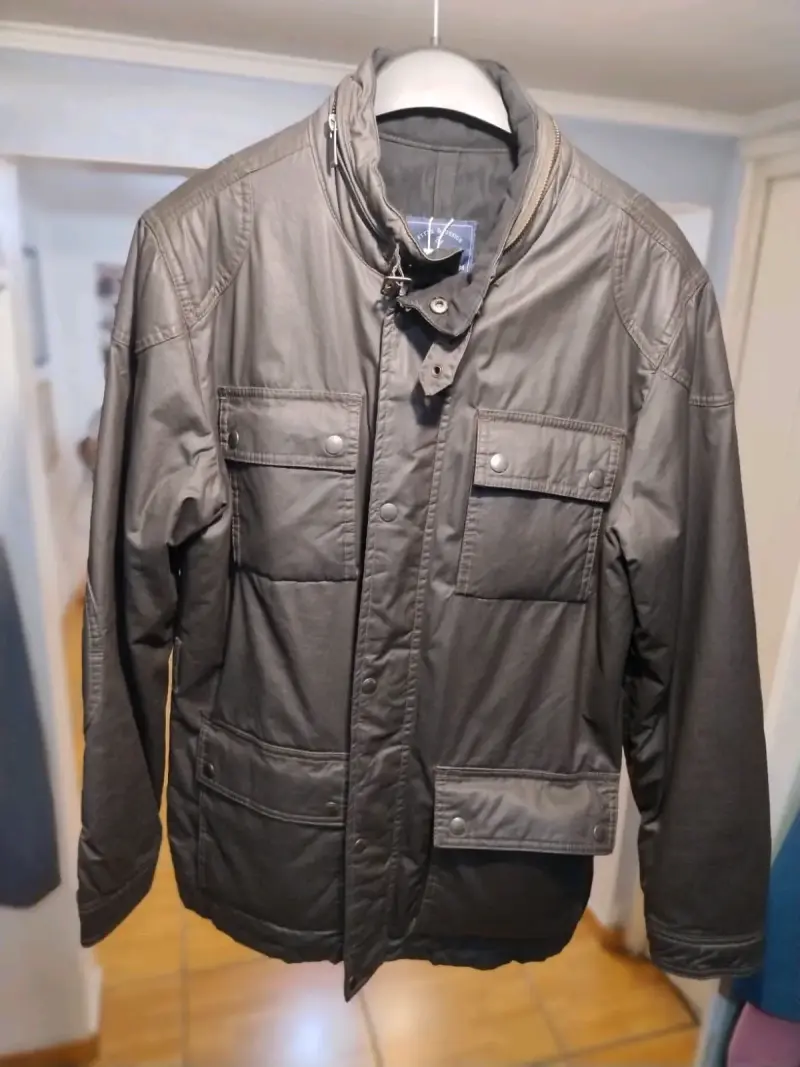Chaqueta de hombre cafe con bolsillos - 1