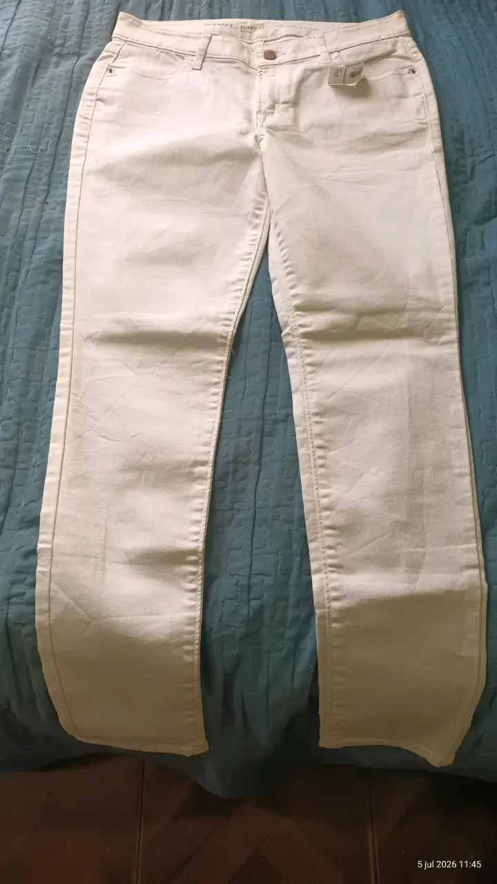 Jeans Old Navy super skinny blancos - 2