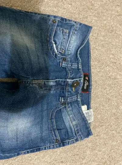 Jeans azules Guess low rise para mujer - miniatura 1