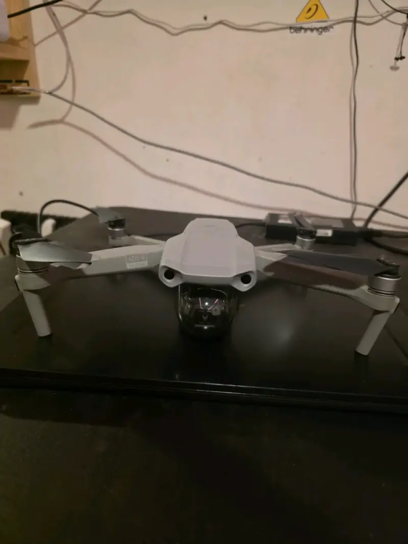 Drone DJI Mavic Mini con control y baterías - 2