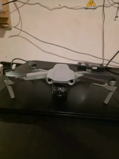 Drone DJI Mavic Mini con control y baterías - miniatura 2