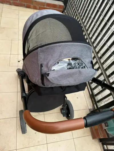 Coche de bebé con manillar ajustable - miniatura 3