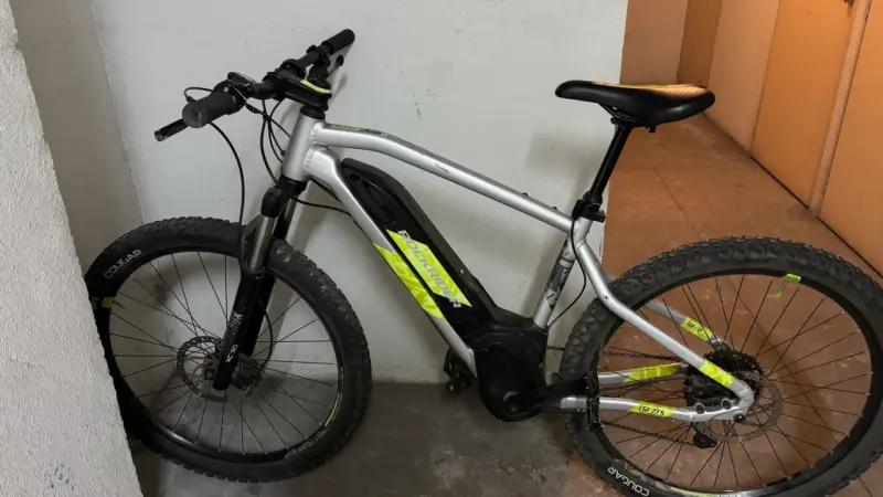 Bicicleta ebike Rockrider E-ST520 - 1