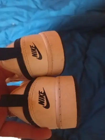 Zapatillas Nike para bebé color beige - miniatura 1