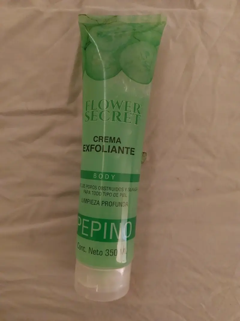 Exfoliante corporal Flower Secret 350 ml - 1