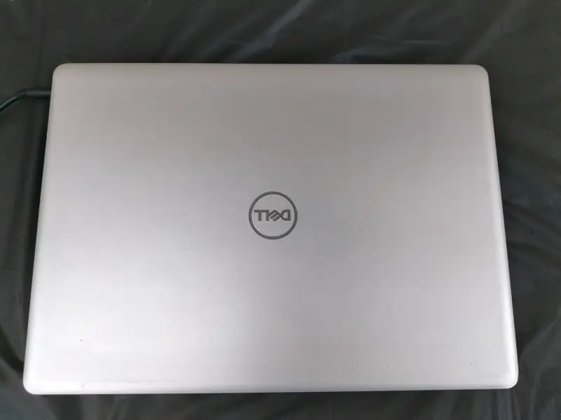 Laptop Dell Core i5, 10Gen. 8 ram, 240 SSD - 3
