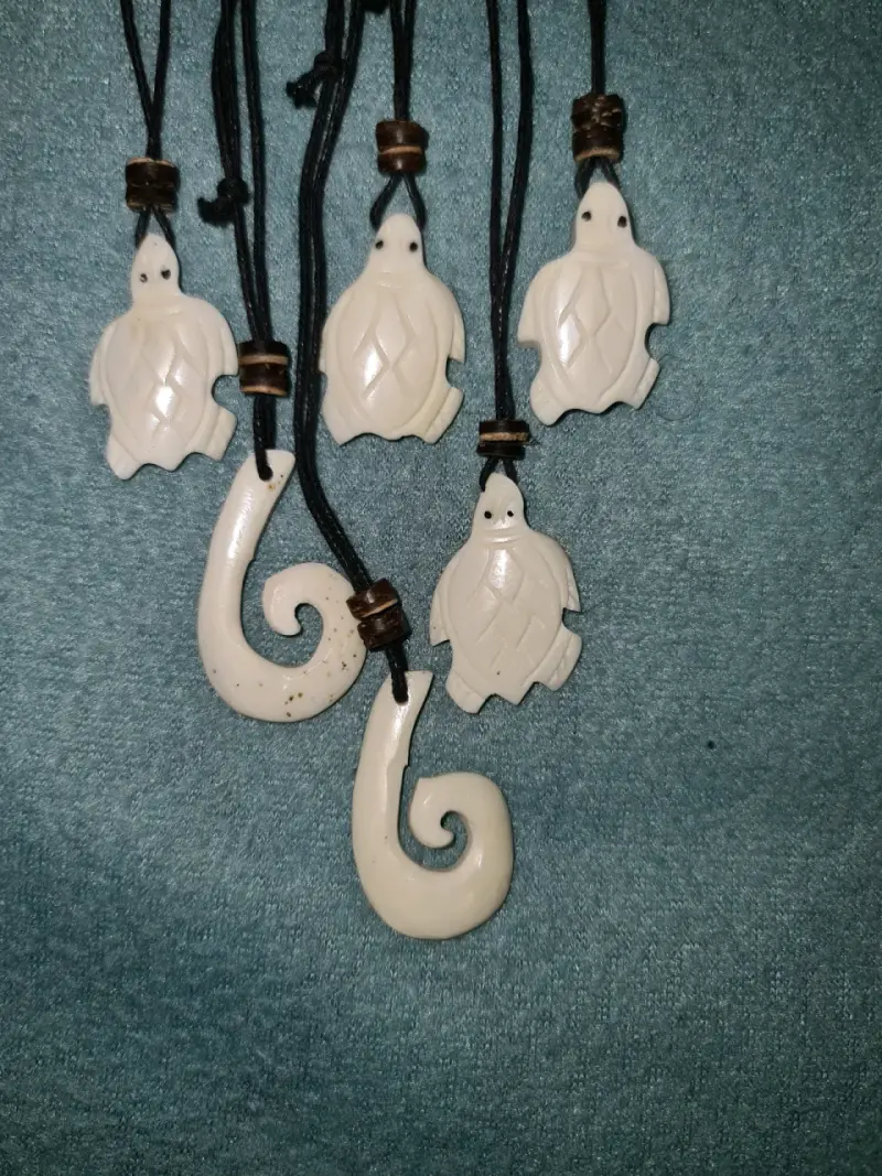 Collares con colgantes de tortuga y espiral - 1