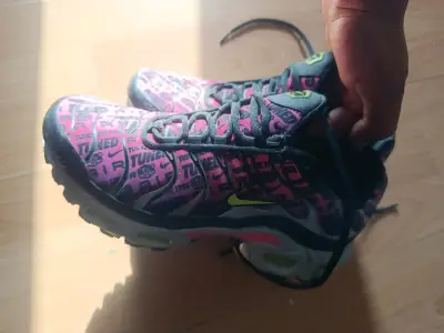Zapatillas deportivas Nike Air Max rosas - miniatura 3