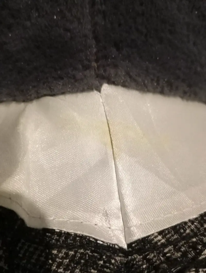 Peluche Kuromi con vestido elegante - 4