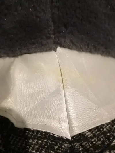 Peluche Kuromi con vestido elegante - miniatura 4