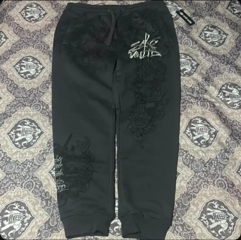Buzo negro eckō unltd - 1