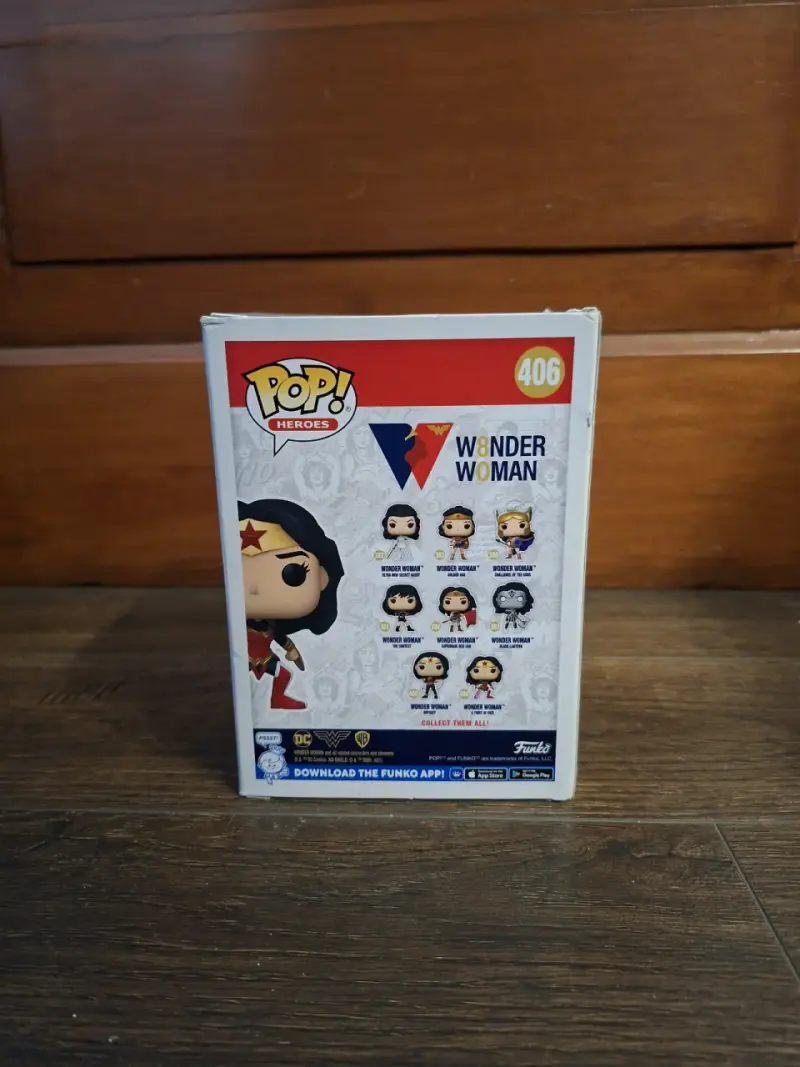 Funko Pop Wonder Woman 406 en caja original - 4