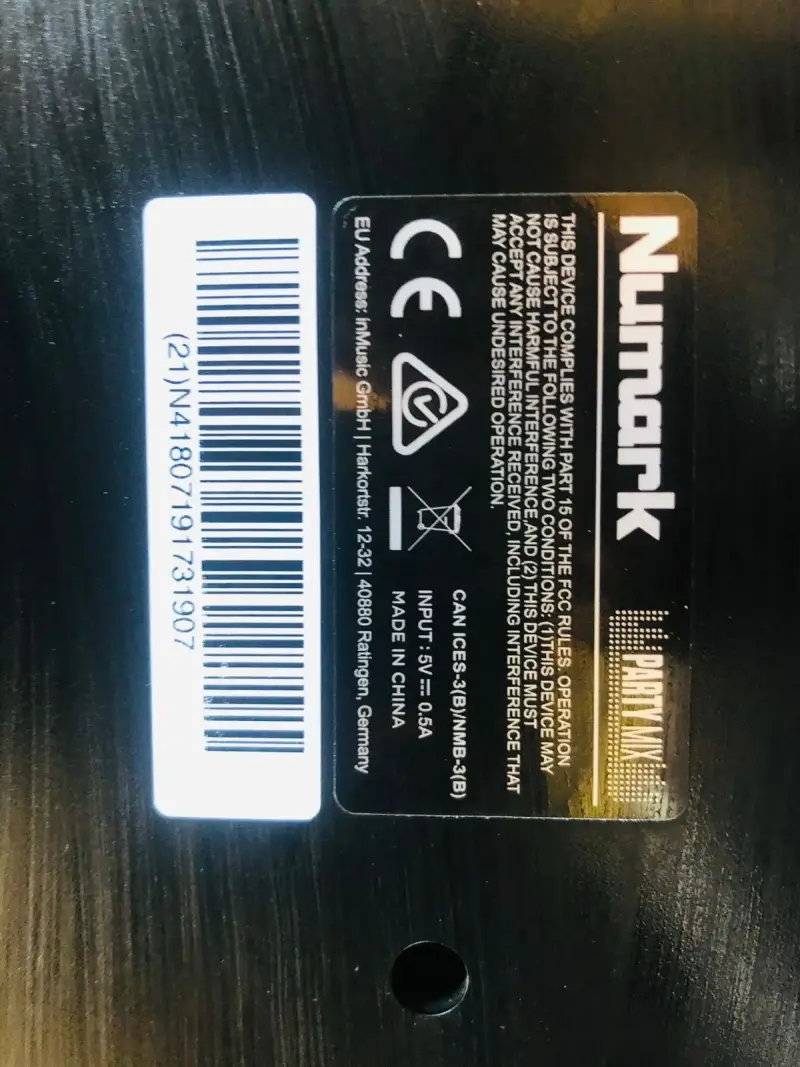 Controlador DJ Numark Mixtrack Pro - 2