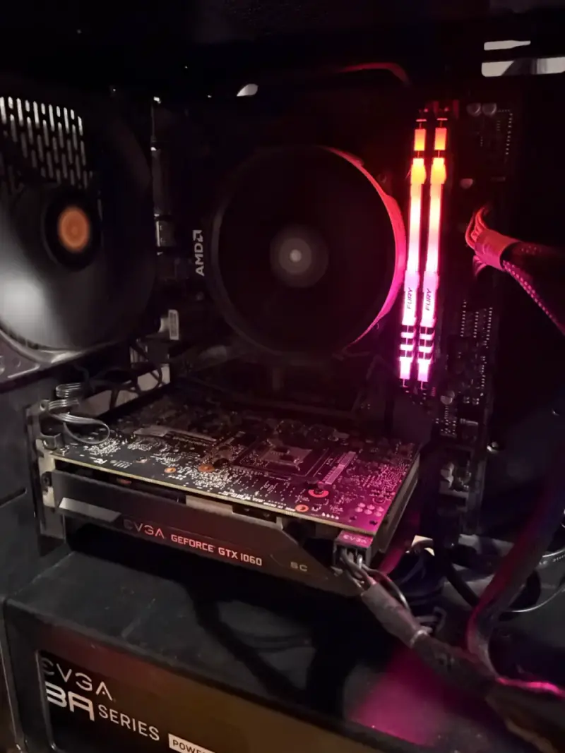 PC GAMER/MULTITAREA - 5
