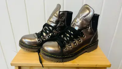 Botas de cuero sintetico metálico con cordones - miniatura 1