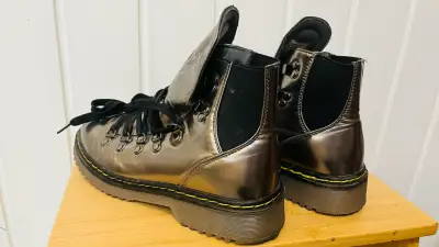 Botas de cuero sintetico metálico con cordones - miniatura 4