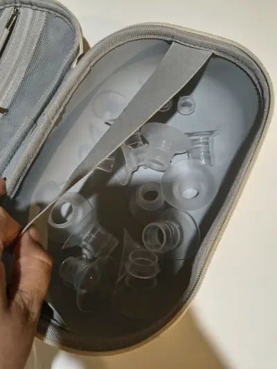 Extractor de leche Momcozy portátil - miniatura 4