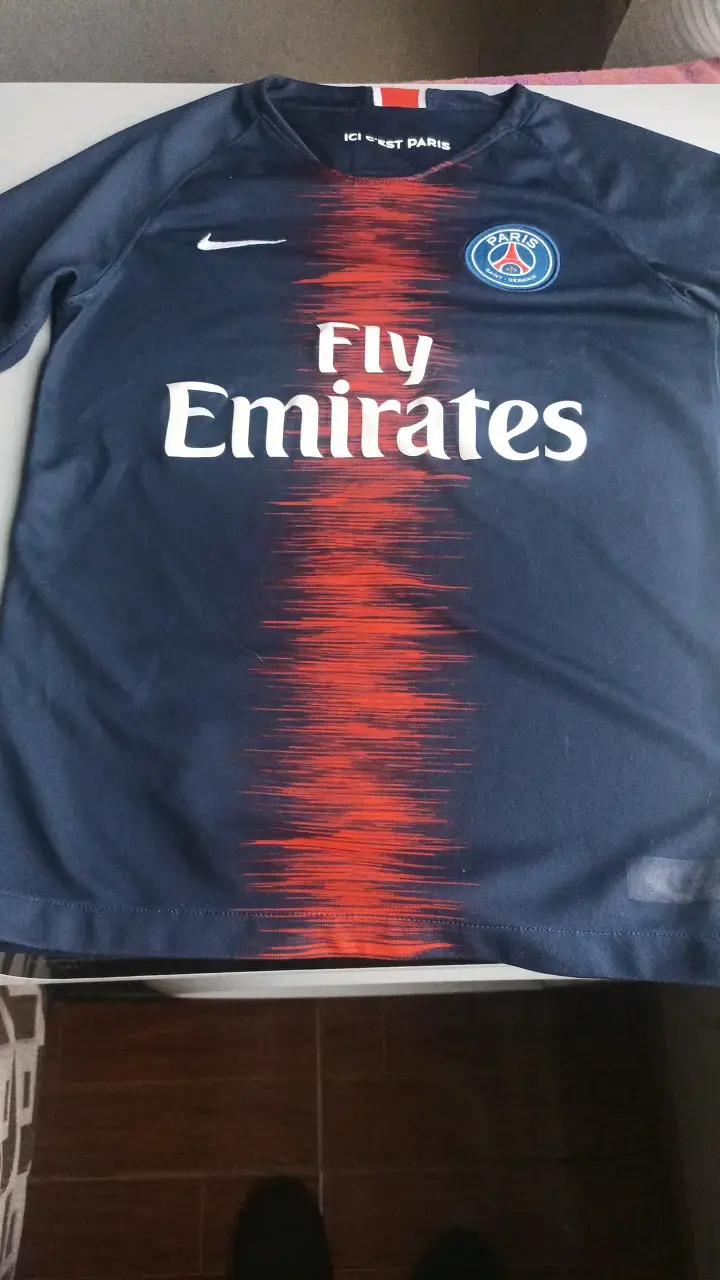 Polera deportiva - 1
