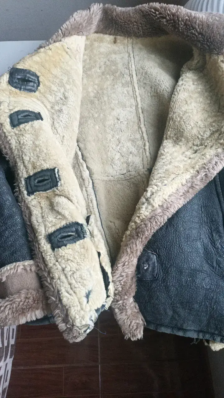 Abrigo de cuero con forro de lana - 2