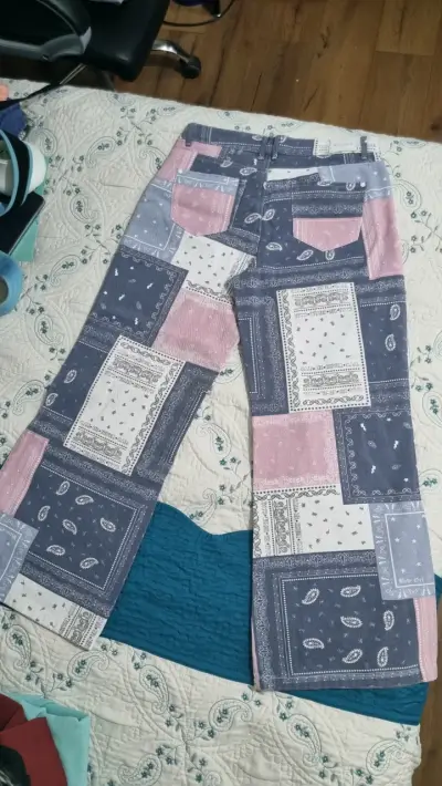 Pantalones estampados estilo patchwork - miniatura 2