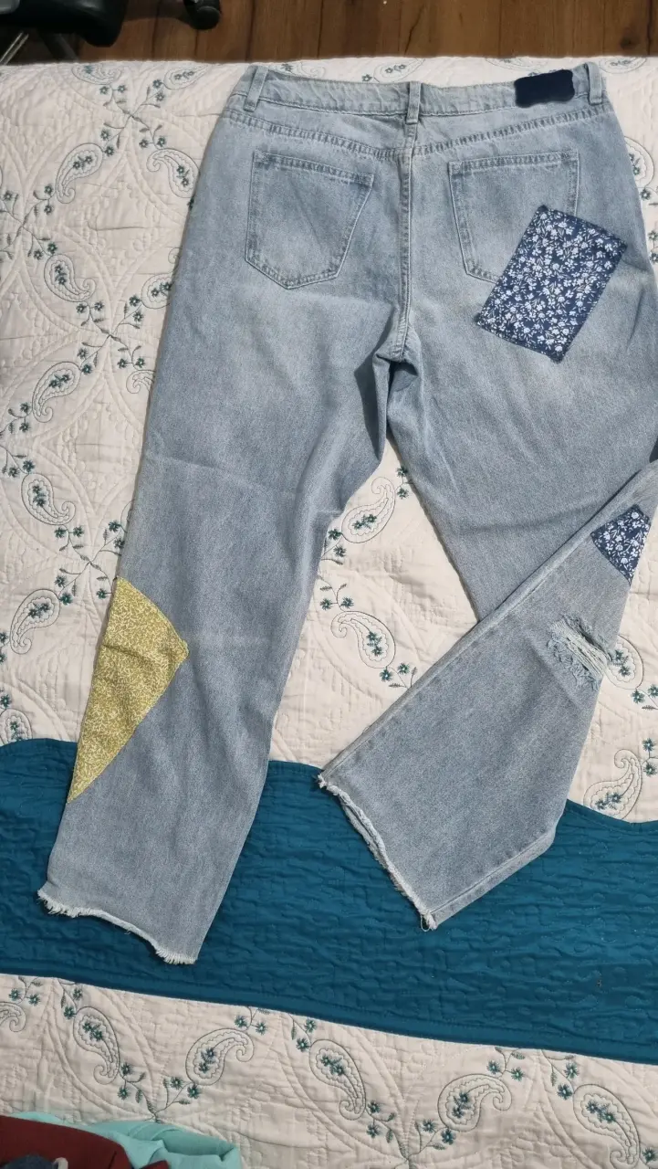 Jeans BlueGirl con parches decorativos - 2