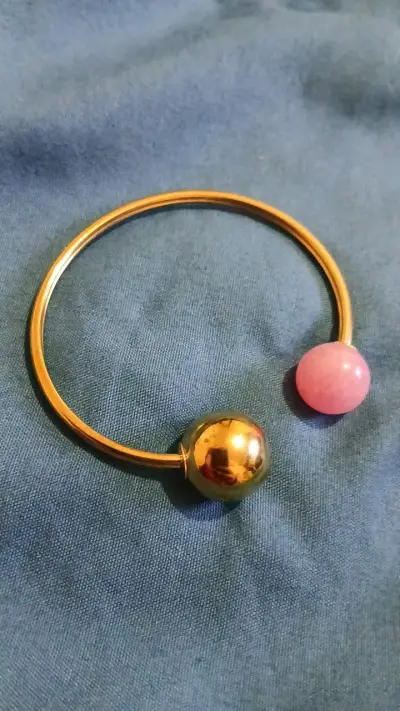 Pulsera Michael Kors dorada con esfera rosa - miniatura 1