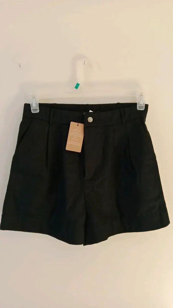 Shorts negros de lino para mujer - 1