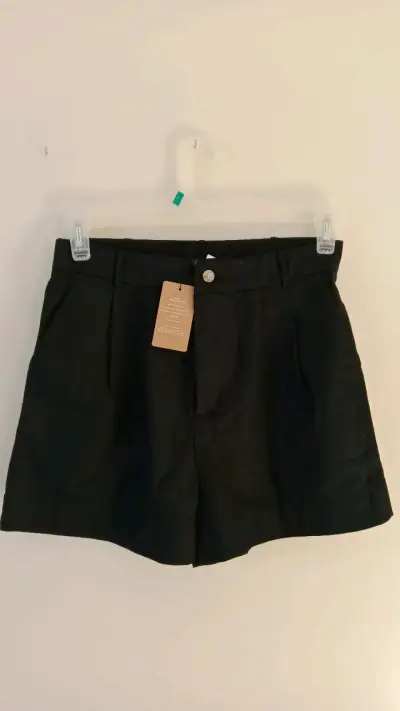 Shorts negros de lino para mujer - miniatura 1