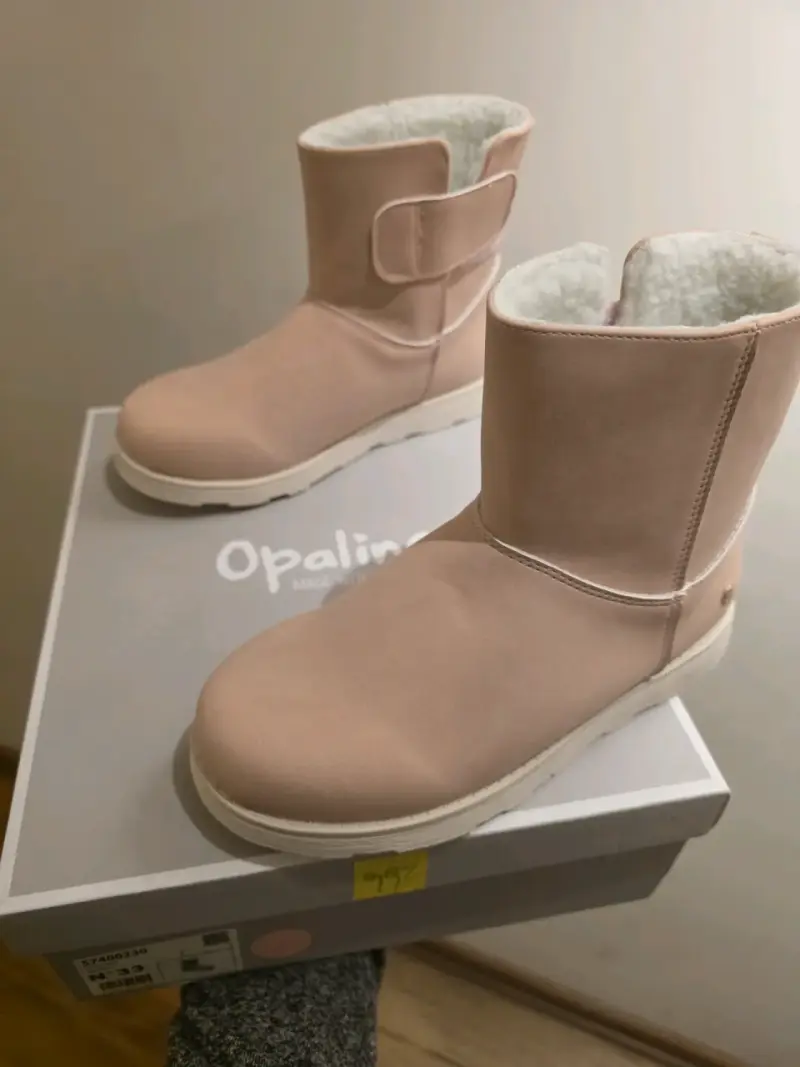 Botas rosadas Opaline con forro interior