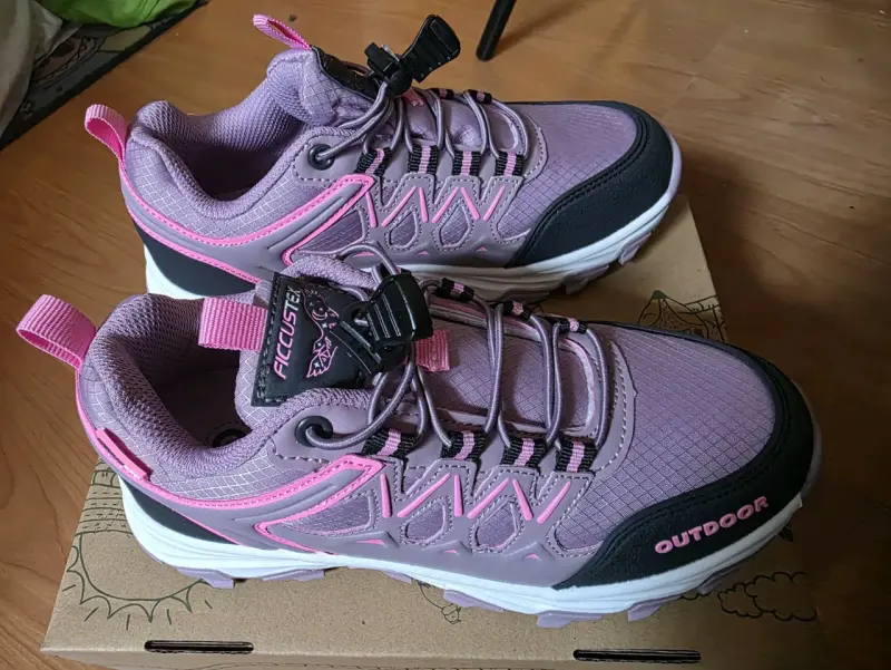 Zapatillas outdoor Ficcustex rosadas para mujer