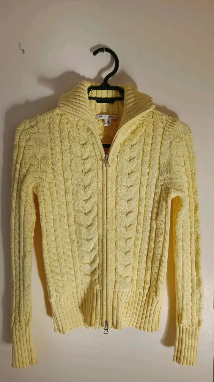 Suéter amarillo banana republic - 3