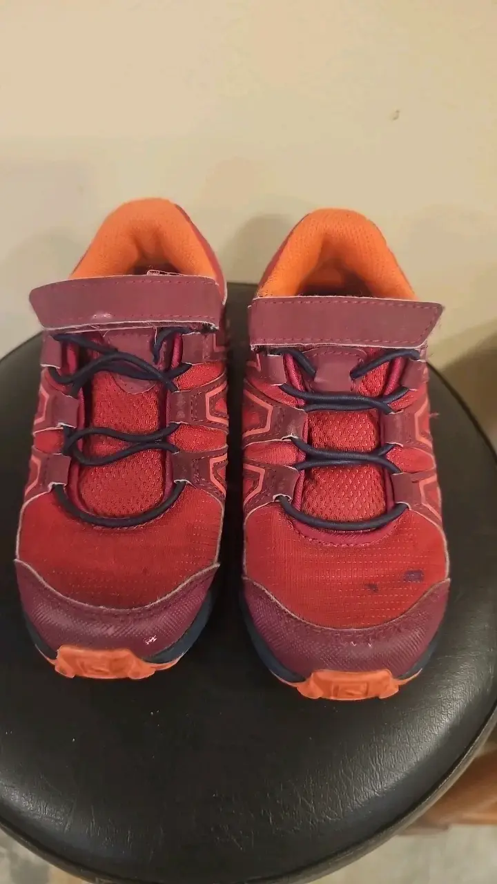 Zapatillas deportivas infantiles rojas - 1