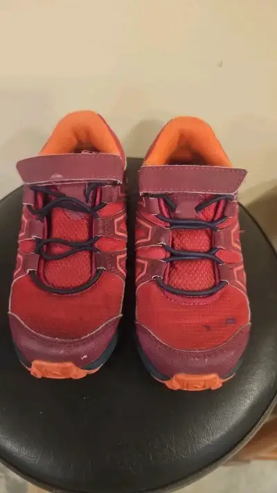 Zapatillas deportivas infantiles rojas - miniatura 1