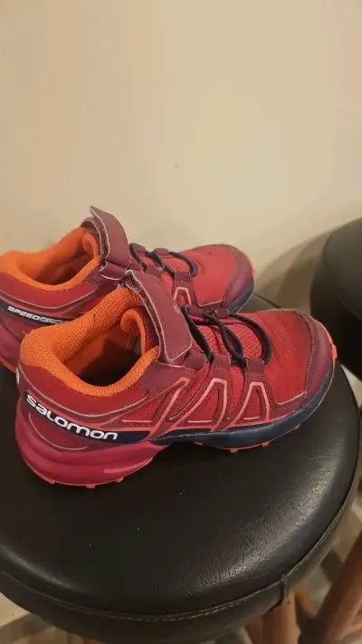 Zapatillas deportivas infantiles rojas - miniatura 2
