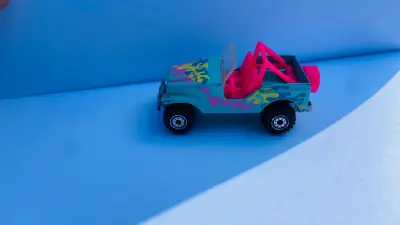 Jeep Wrangler Hotwheels 1990 - miniatura 1