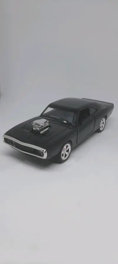 Dodge Challenger Escala 1:32 Con Luz Y Sonido Cole - miniatura 1