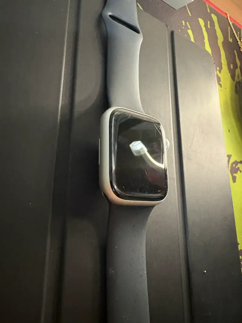 Apple Watch Series 8 45mm Celular VOP - 2