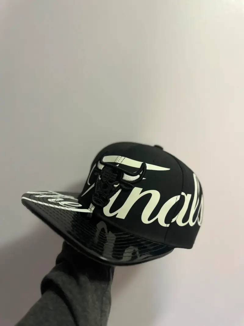 Gorra negra Chicago bulls - 2