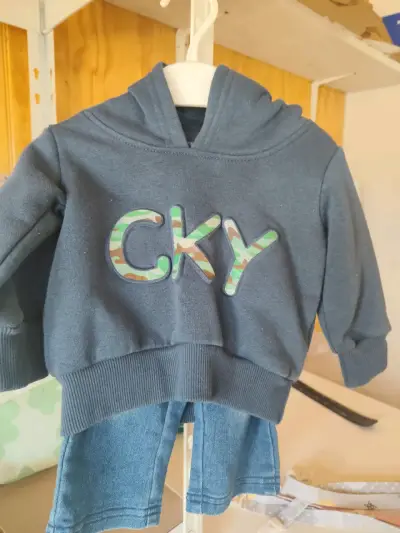 Conjunto infantil sudadera y pantalón CKY - miniatura 1