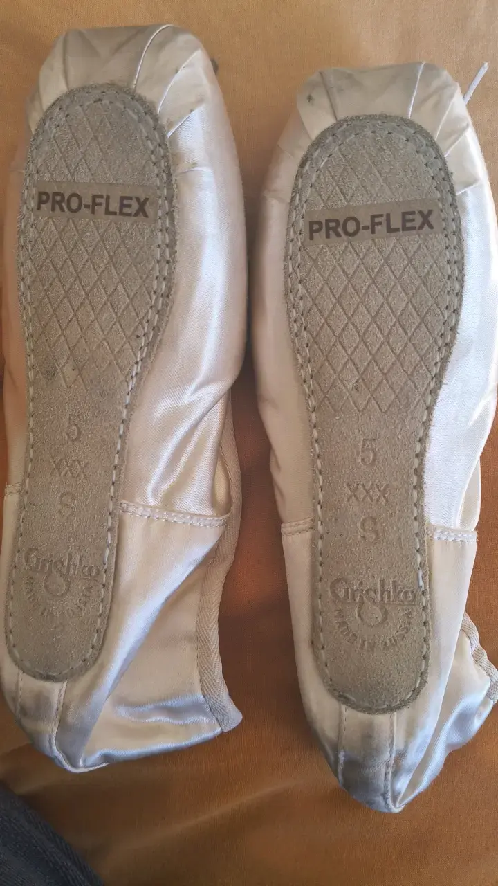 Zapatillas de ballet con punta marca grishko - 3