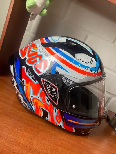 Casco moto - miniatura 1