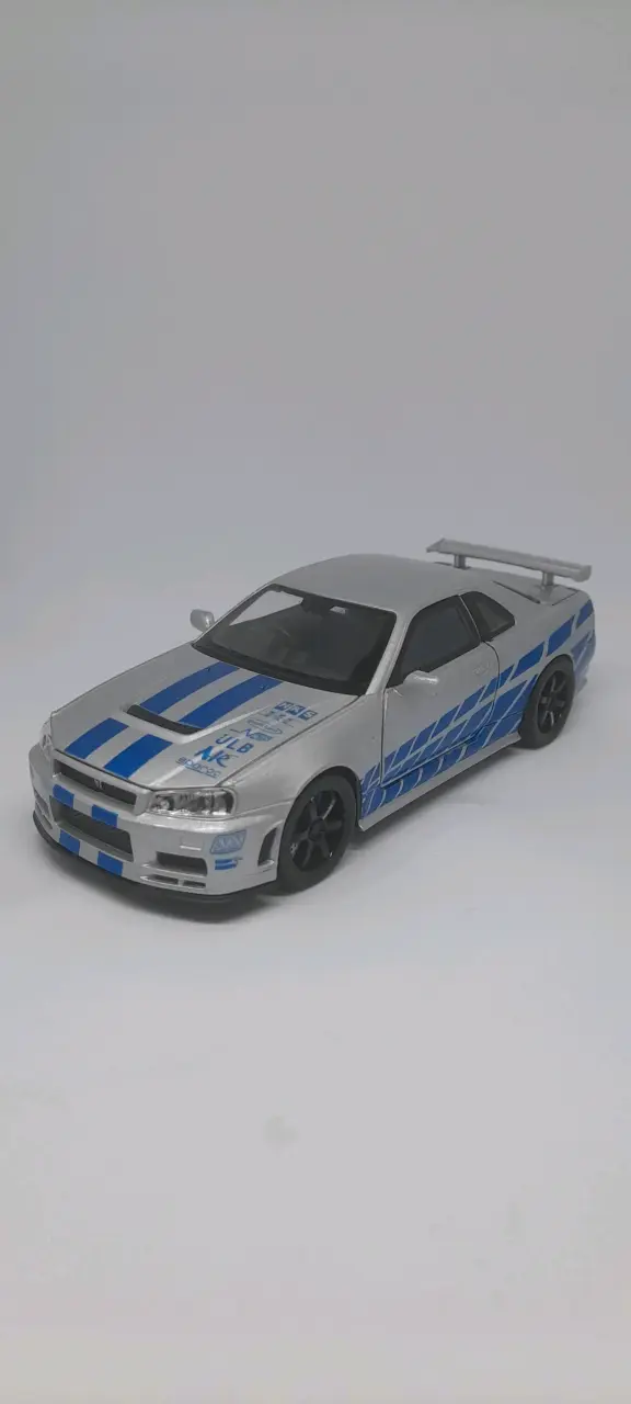 Nissan Skyline Gtr R34 Auto a Escala 1:32 - 1