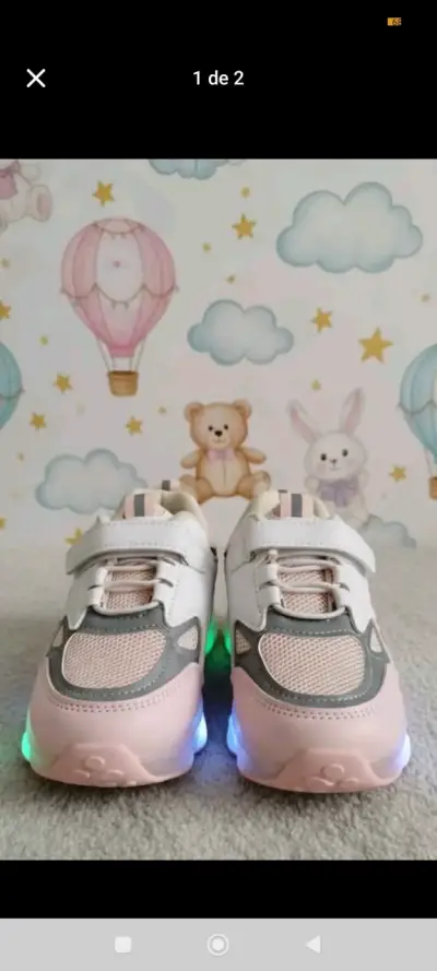 Zapatillas  con luces LED talla 29 Nuevos - miniatura 3