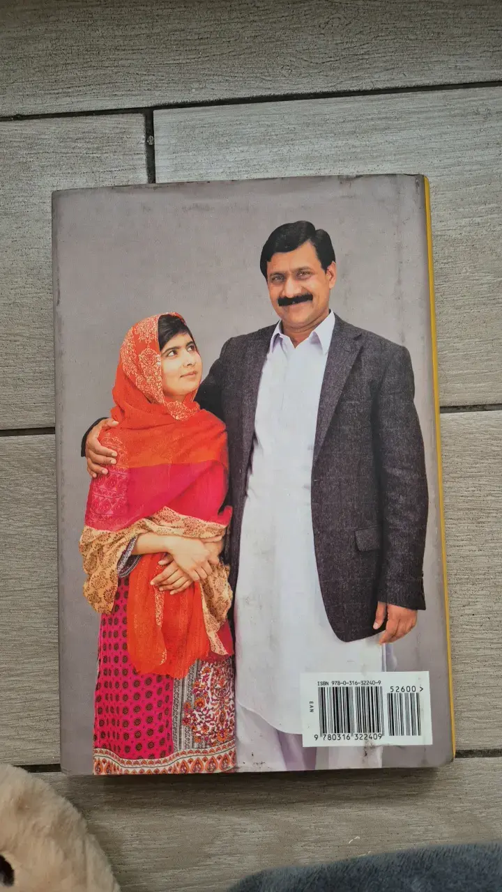 Libro 'I Am Malala' de Malala Yousafzai - 2